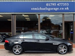 Jaguar XE D R-SPORT 10