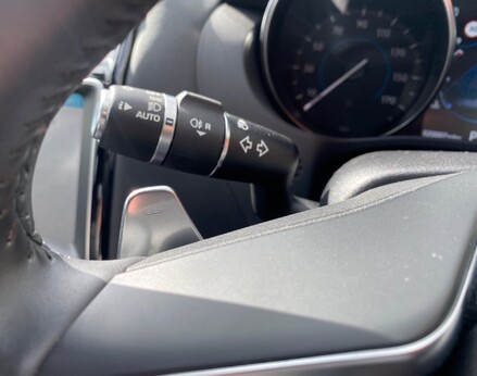 Jaguar XE D R-SPORT 37