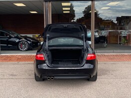 Jaguar XE D R-SPORT 47