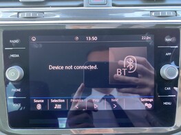 Volkswagen Tiguan SE NAVIGATION TDI 21
