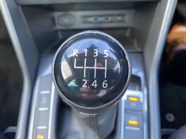 Volkswagen Tiguan SE NAVIGATION TDI 30