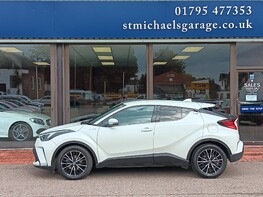 Toyota C-HR EXCEL 9