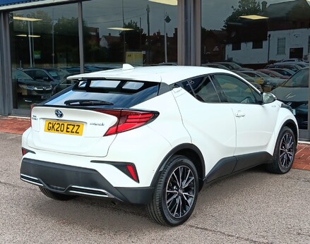 Toyota C-HR EXCEL 10