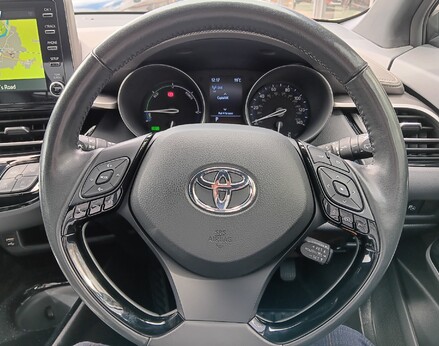 Toyota C-HR EXCEL 18