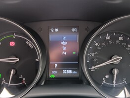 Toyota C-HR EXCEL 20