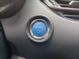 Toyota C-HR EXCEL 38
