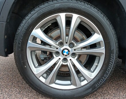 BMW X1 SDRIVE20I SPORT 13
