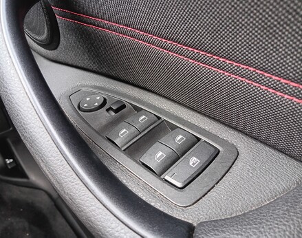 BMW X1 SDRIVE20I SPORT 47