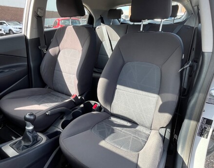 Kia Rio 1 AIR 40