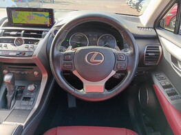 Lexus NX 300H 18
