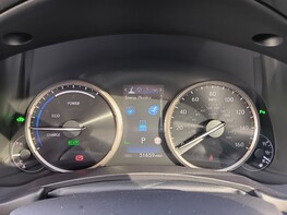 Lexus NX 300H 21