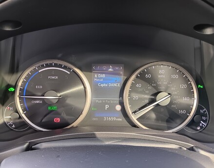 Lexus NX 300H 22
