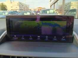 Lexus NX 300H 25