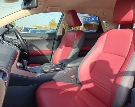 Lexus NX 300H 46