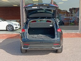 Lexus NX 300H 50