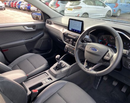 Ford Kuga TITANIUM ECOBLUE 16