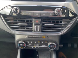 Ford Kuga TITANIUM ECOBLUE 29