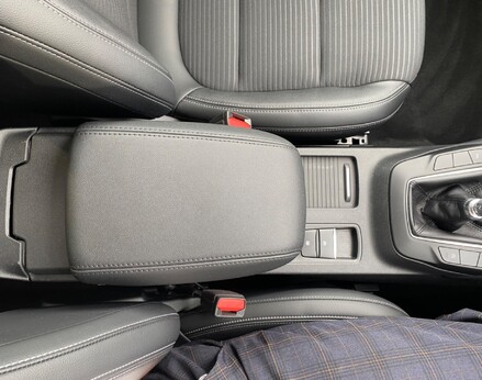 Ford Kuga TITANIUM ECOBLUE 34