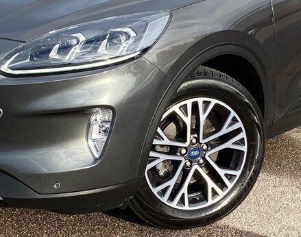 Ford Kuga TITANIUM ECOBLUE 3