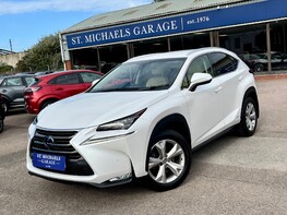 Lexus NX 300H PREMIER 1