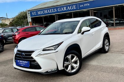 Lexus NX 300H PREMIER