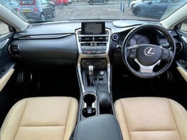 Lexus NX 300H PREMIER 2