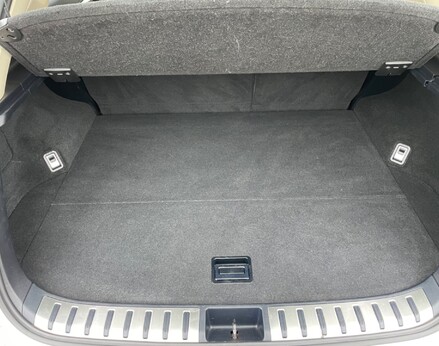 Lexus NX 300H PREMIER 69