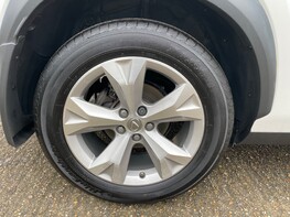 Lexus NX 300H PREMIER 15