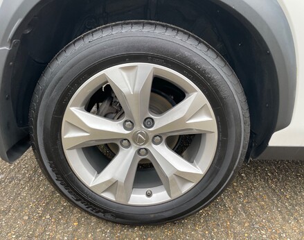 Lexus NX 300H PREMIER 15