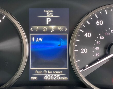 Lexus NX 300H PREMIER 21