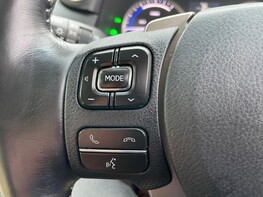 Lexus NX 300H PREMIER 51