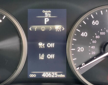 Lexus NX 300H PREMIER 23