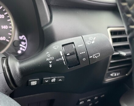 Lexus NX 300H PREMIER 55
