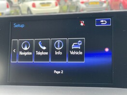 Lexus NX 300H PREMIER 31