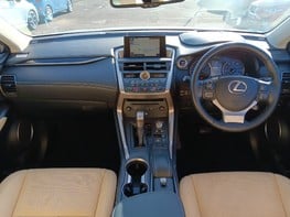 Lexus NX 300H PREMIER 2