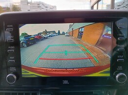 Toyota C-HR ORANGE EDITION 27