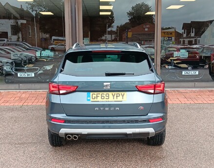 SEAT Ateca TSI EVO FR 6