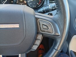 Land Rover Range Rover Evoque SI4 HSE DYNAMIC 40
