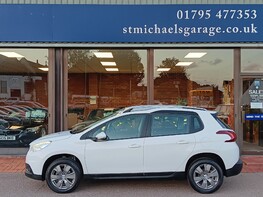 Peugeot 2008 PURETECH ACTIVE 11