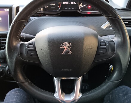 Peugeot 2008 PURETECH ACTIVE 18