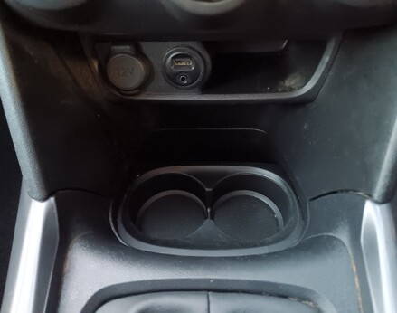 Peugeot 2008 PURETECH ACTIVE 28