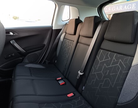 Peugeot 2008 PURETECH ACTIVE 41