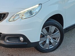 Peugeot 2008 PURETECH ACTIVE 3
