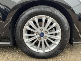 Ford Focus TITANIUM TDCI 16
