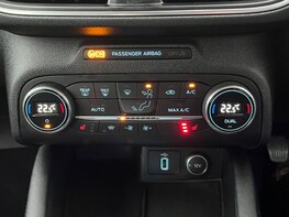 Ford Focus TITANIUM TDCI 39