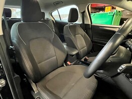 Ford Focus TITANIUM TDCI 53