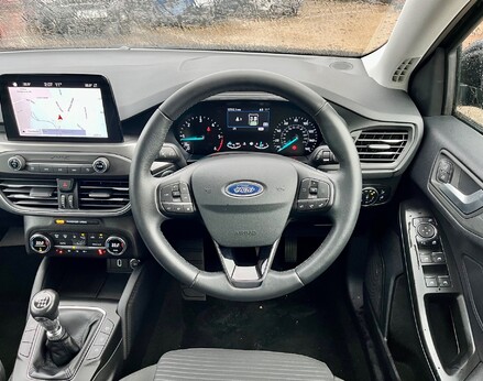 Ford Focus TITANIUM TDCI 18