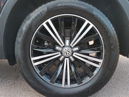 Volkswagen Tiguan SE NAV TDI BMT 4MOTION 14