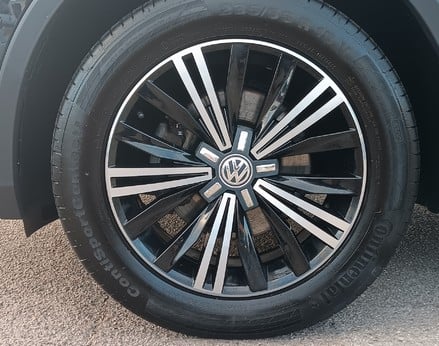 Volkswagen Tiguan SE NAV TDI BMT 4MOTION 15