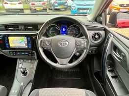 Toyota Auris VVT-I DESIGN TSS 18